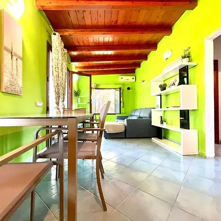 Seaside Vacation * Bari Sardo